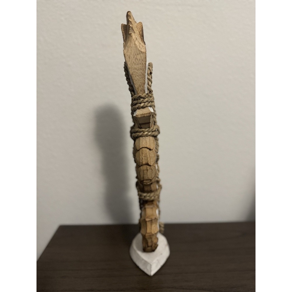 Handmade‎ Seahorse Figurine with Nautical Rope Details, Wooden, Nautical Decor - Picture 10 of 10